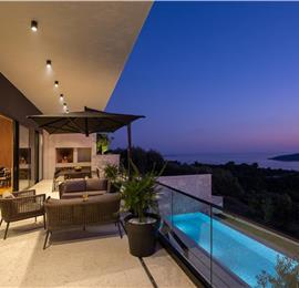 Luxury 5-Bedroom Sea-View Villa with Heated Infinity Pool in Orasac near Dubrovnik – Sleeps 10